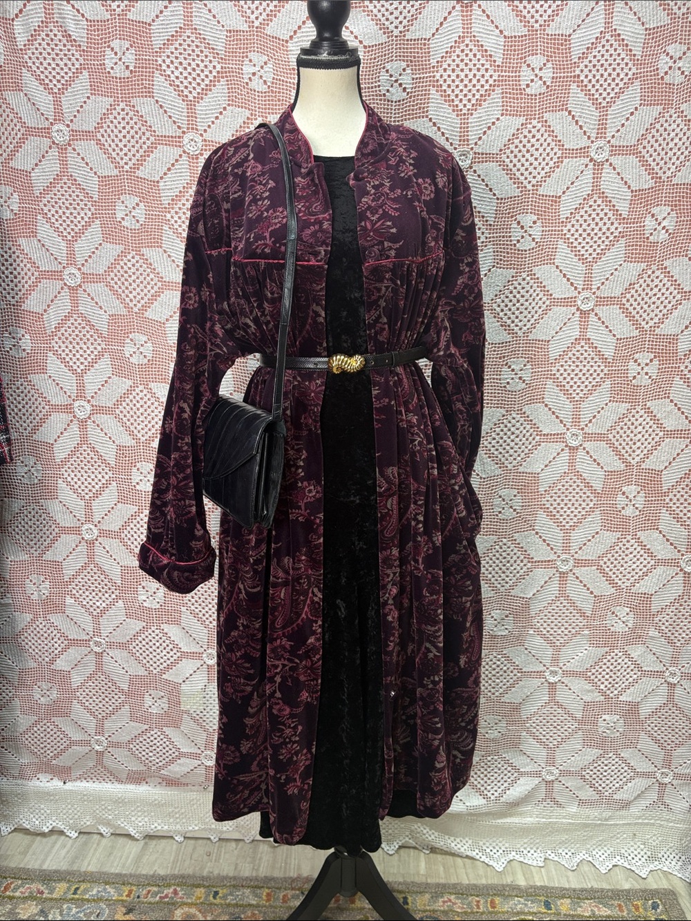 Givoni Burgundy Floral Velvet Duster / Robe
